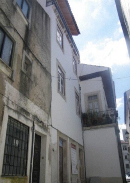 Beco das Canivetas, 4-6, Travessa das Canivetas, 3-4 e Rua das Azeiteiras, 32-34