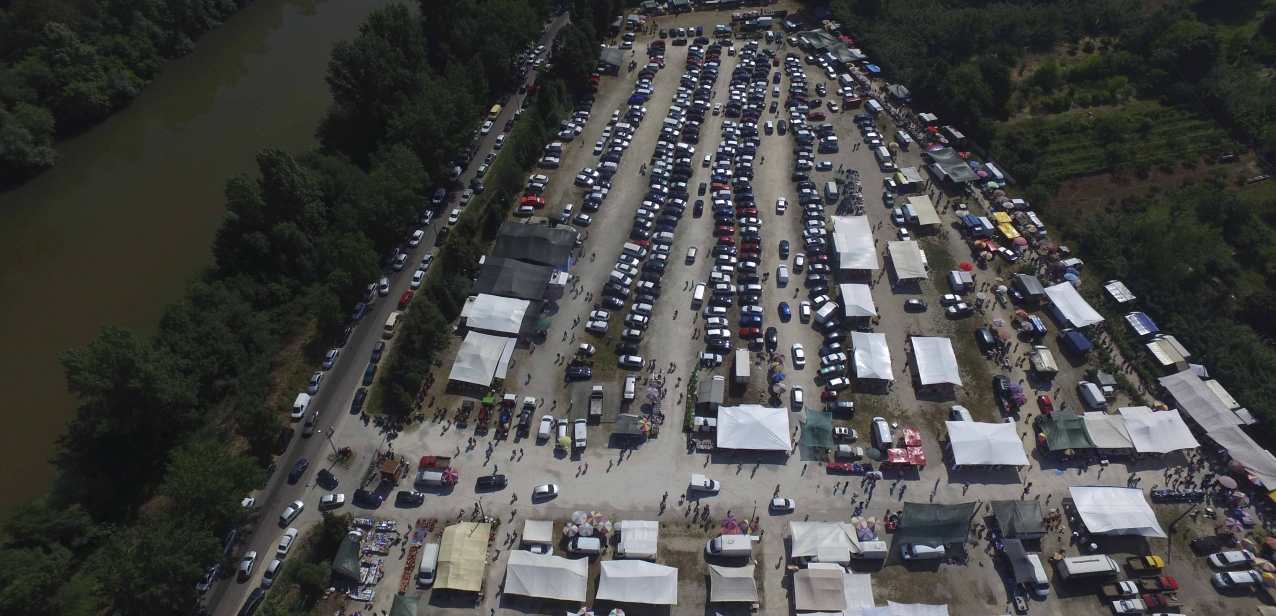 Market of the 7th and 23rd: