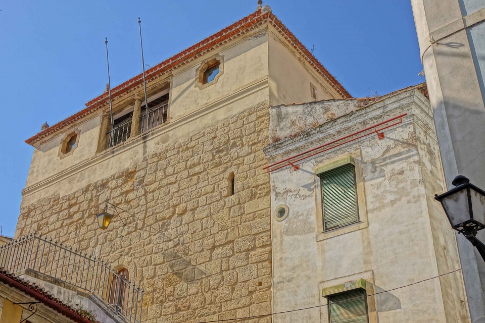 Torre de Almedina