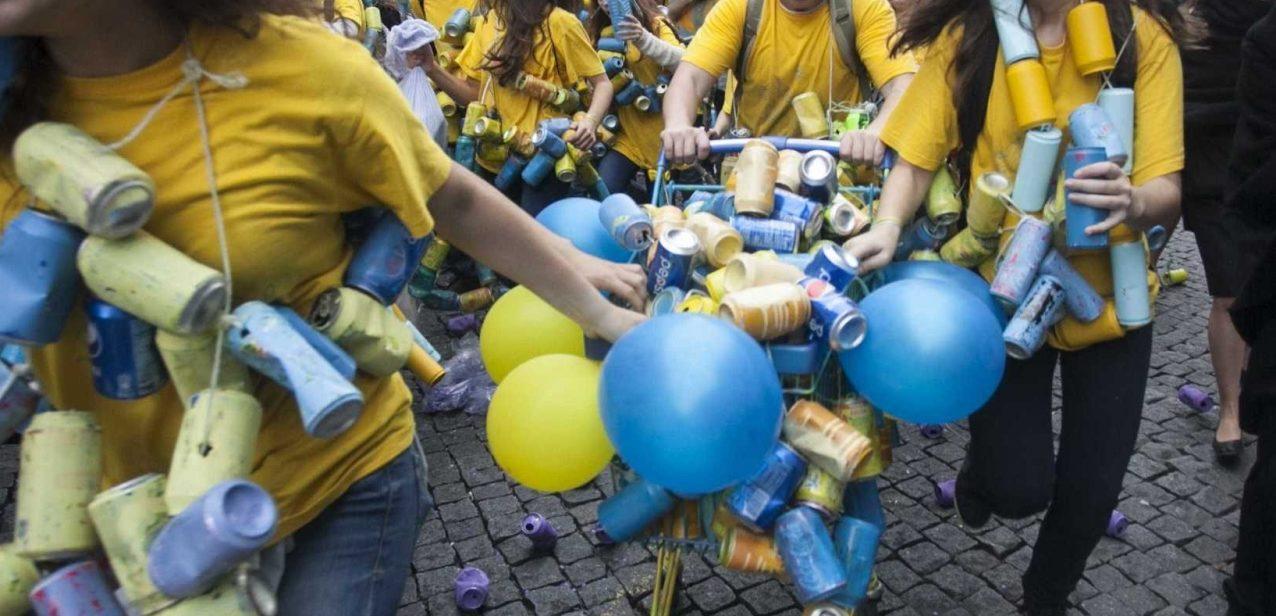 Festa das Latas